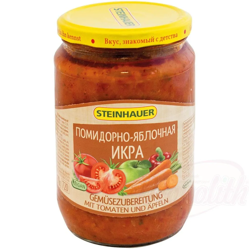 Préparation de légumes avec des tomates et des pommes